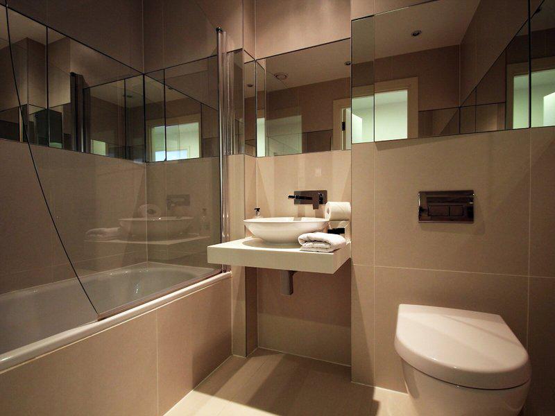 D2AE7B99485118E8448CA921AC41F922