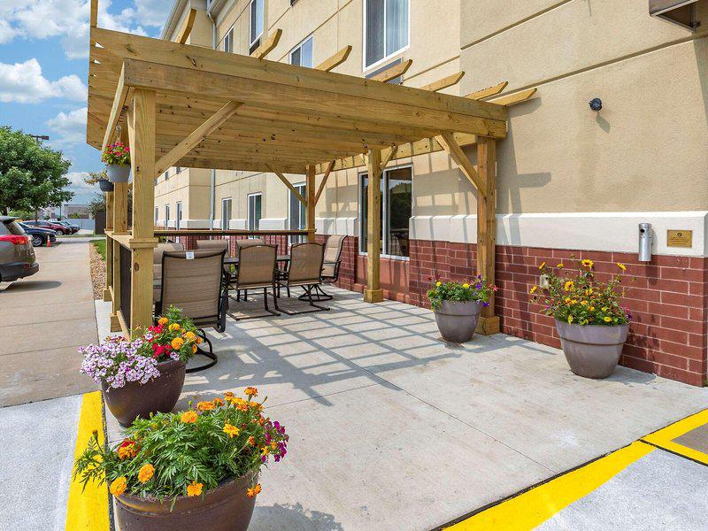 B40762522F0C7A15F7ABD7F1EACBBDD0