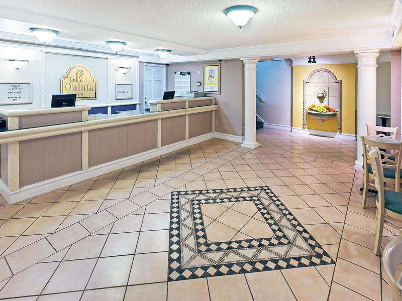 861165CADF3C017F8D6A321801AEAF83