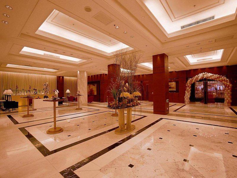 2C2062DEEF0B043DCF4D138EB0A7EF7C