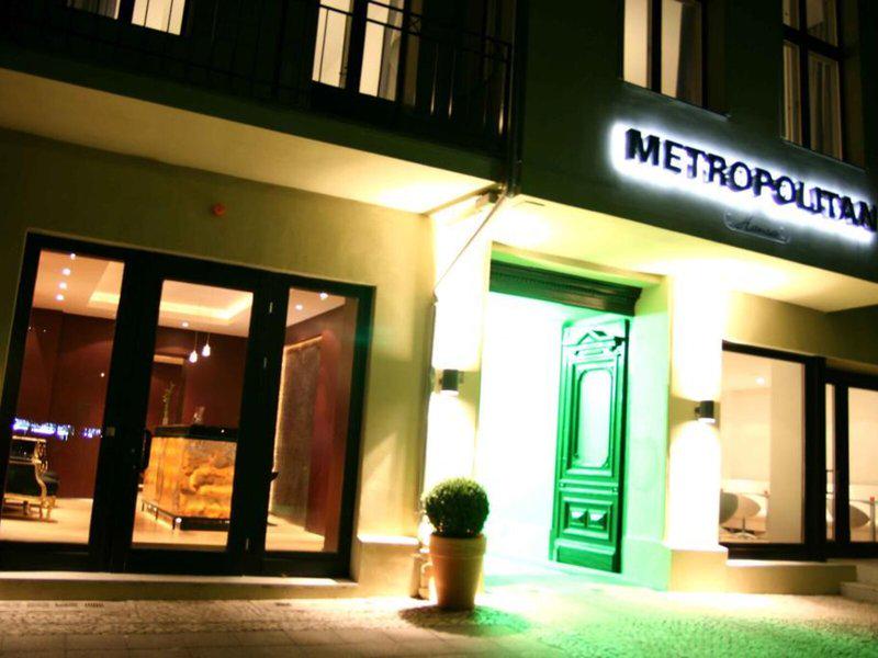 2CC883DAACD57AEB45FFE3CC7C9E15F5