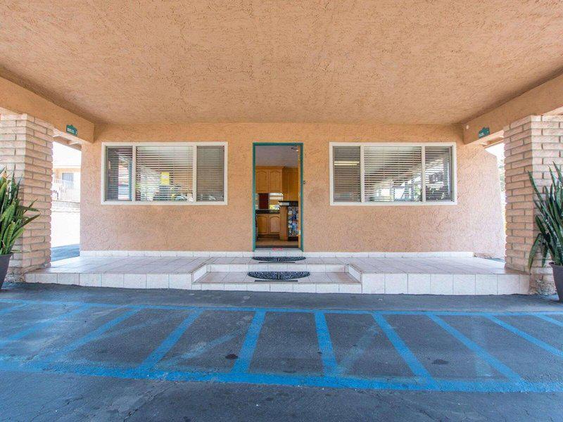 8984FB19FBB09D40694EC3EF3D7B9791