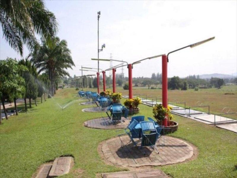 C174E2827D9FE5D6863D76A814D50F7F