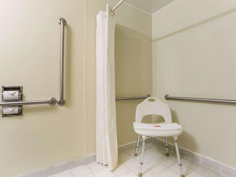 FCF046E6A574301F6416D5D5D1DE25DB