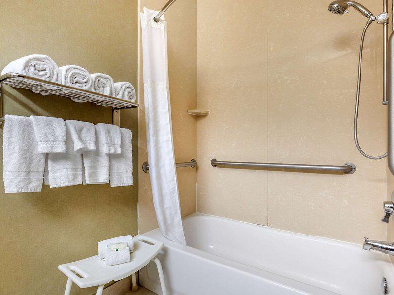 009CE84CF11CC62C6DA54B2075DAA035