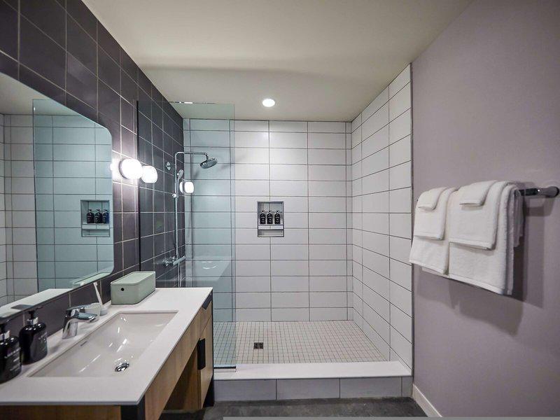 4D95F99D797B052DE930CABF950E880A