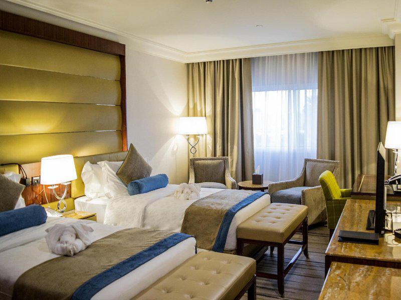 9FE4D1546E84F8B822E9C2338505E5C4