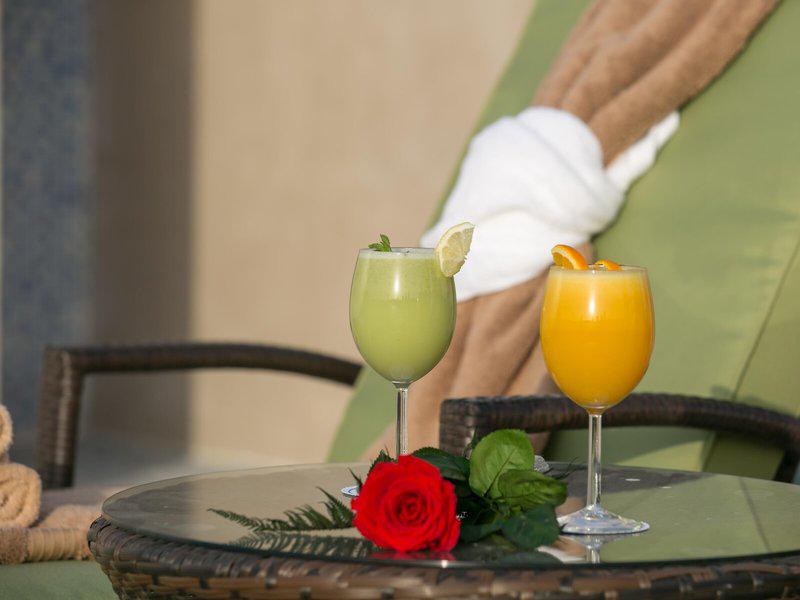 E156ACDEF4563E48DB9D847E76C764B4