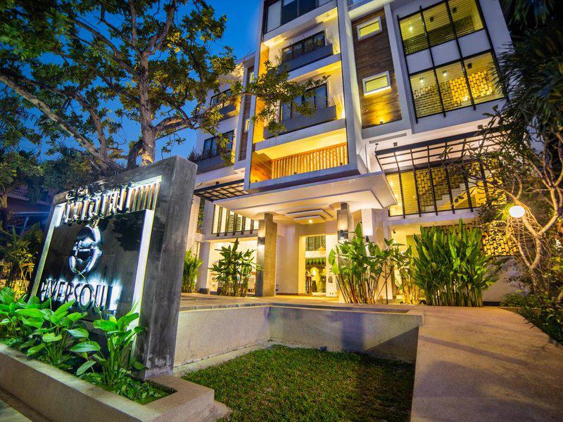 F20B2FB13CE76E2B95ECD8A0C7AF0BBC