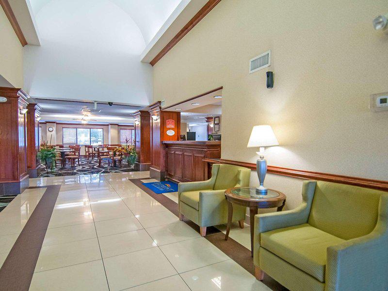 7DE7E4E4258278542870E2D24845F18C