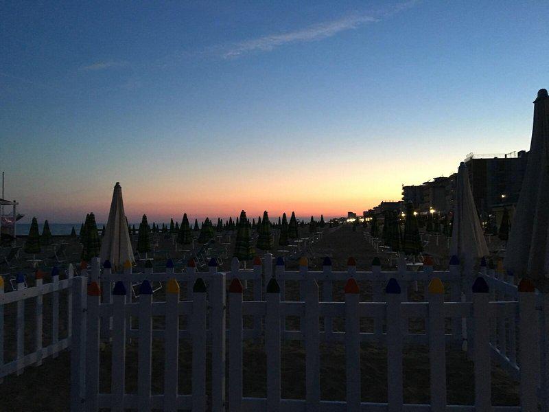 B94A37EE3BC0950630C25DCCED4F4643