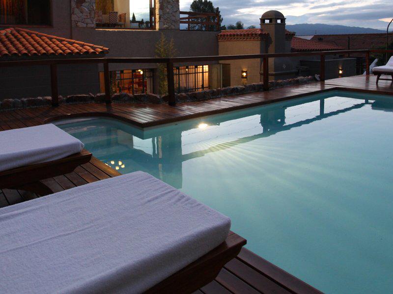 FFB5BB05D7F8A0D573080E192D1AE9B5