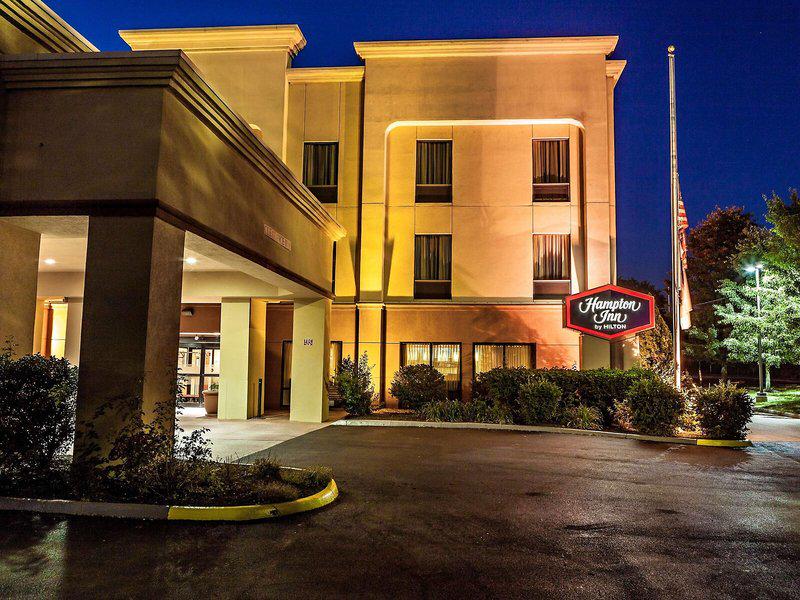 7B6E218770ADEEB6A7601960E5E825CA