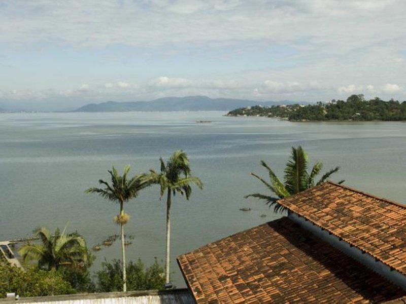 38FC4E515BDDBF7C3F24867F1B547422