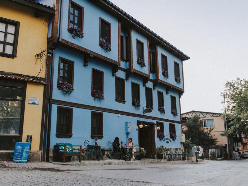 B4631536BA8F57CE6E0780730A73F2E3