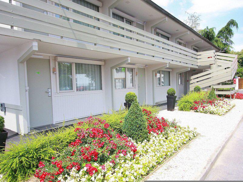 6CB816799E234E8EA94BC160B1CB80EE