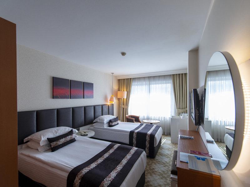 32D0B7AD399FE88ADC5995B5E96140EC