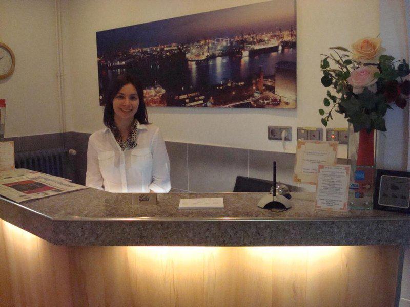 5CE31DDFBBC105FAA2AC7ABF4A368DFD