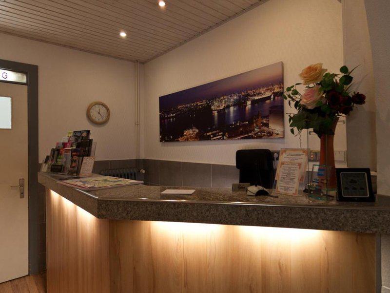 7B690FA1A37A2B8C2E5B7617A10EEBEF