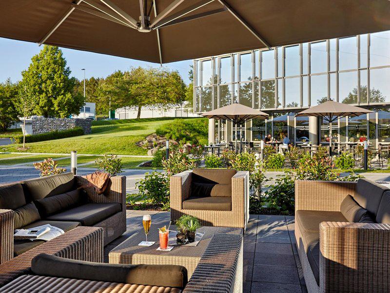 F9FCBDAB6B4927A766E197CF9751E5F4