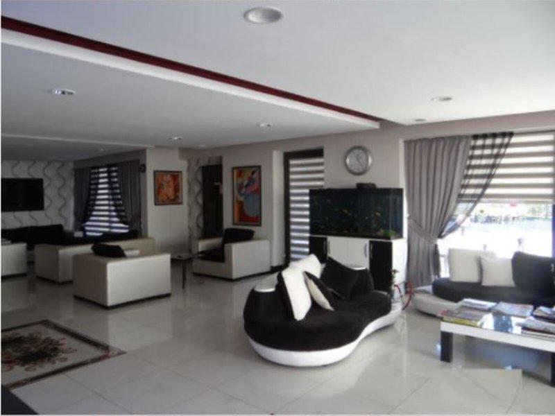 461BCF3011DC195AC220E54CE69433AF