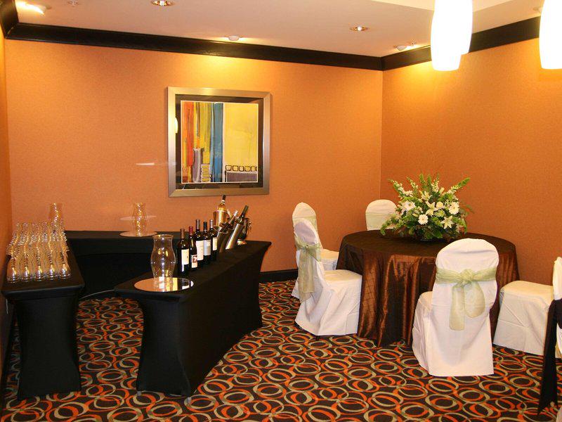 F3E517A531C68B07B3B9721ACD7F5D7E