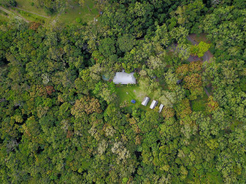 CDACB2973F5A7D7E1C6E4B83E27D4FCA