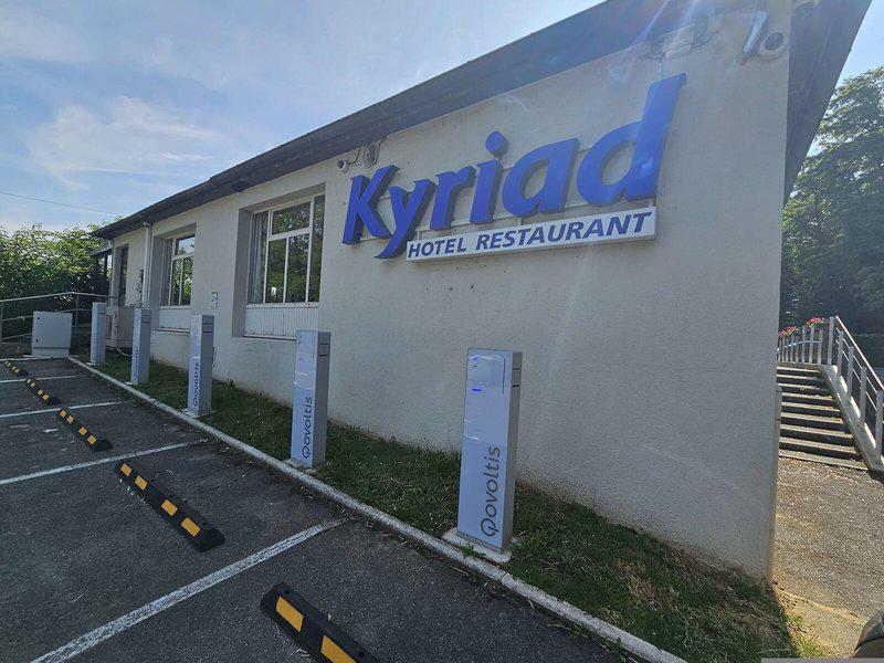 59CBBA1BF7C93778914E27475BF71713