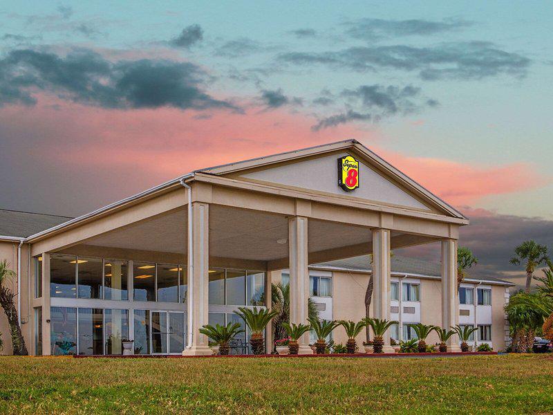 D25FBF0B8B4053A1F203955DA25DC34B