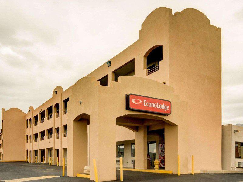 FD5152F9336F4AE5332EF2C5D7F8BACA