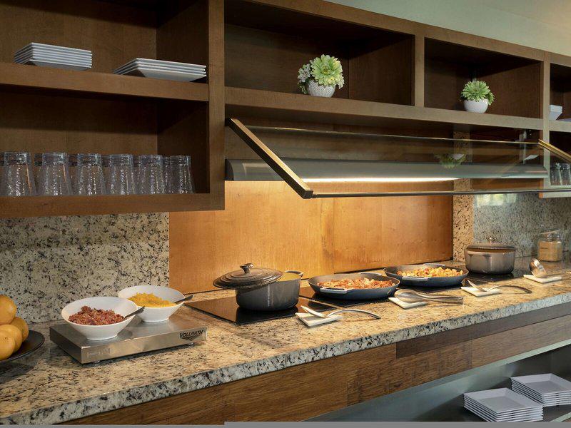 5A59DE64553C2C6E7C3D00EBA7C68485