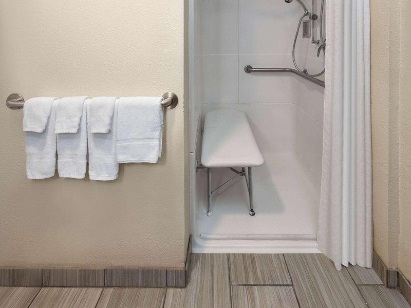 AA29C0F9CF7B5E28B1774270E69A6C4D