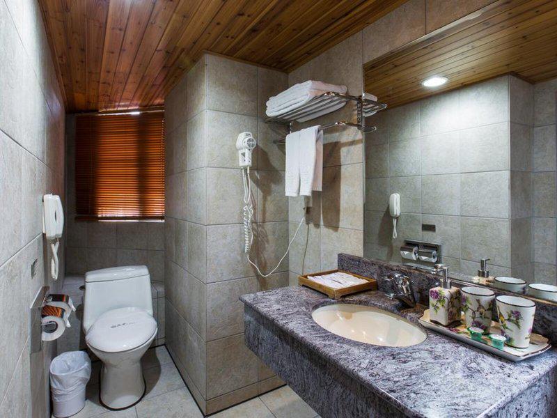 78B5E34AD8C256F94848371154D2C203