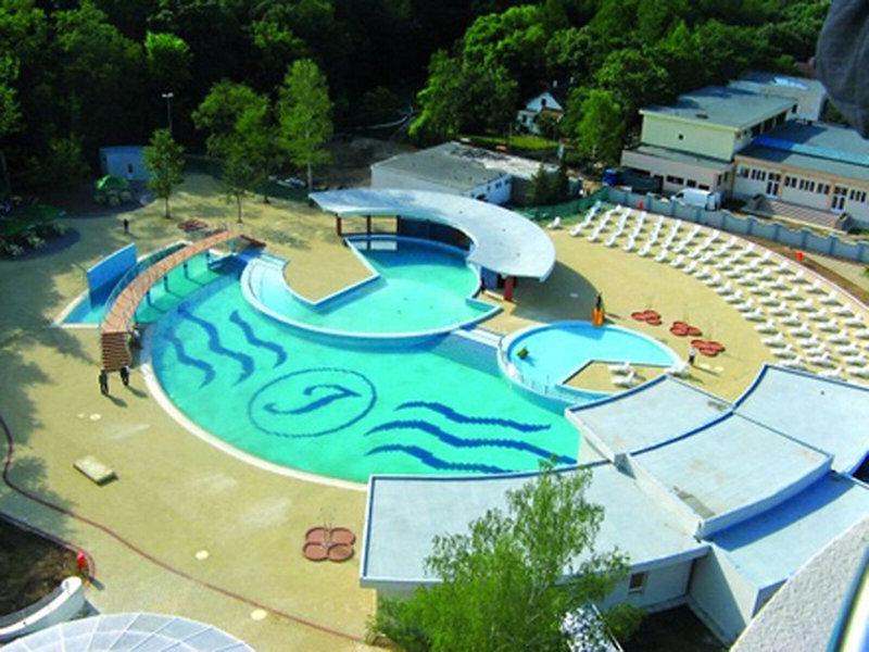 140B45A3172DE69976E28C67627E475F