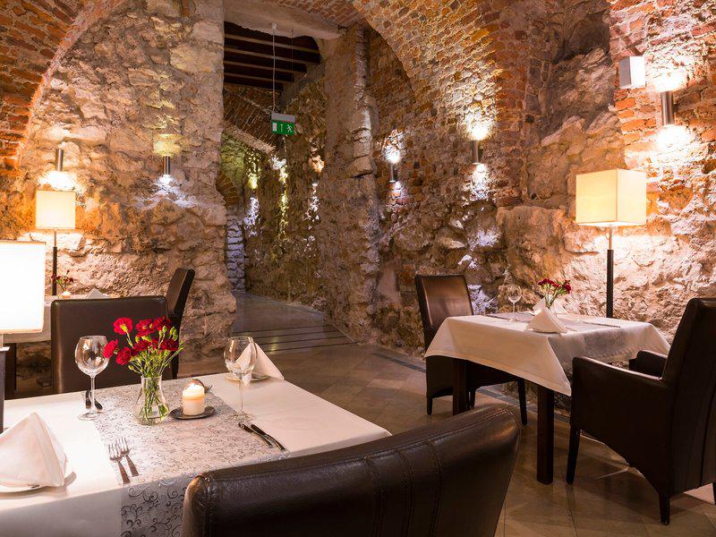 245126FBFB254CCFD2DD416D8962E187