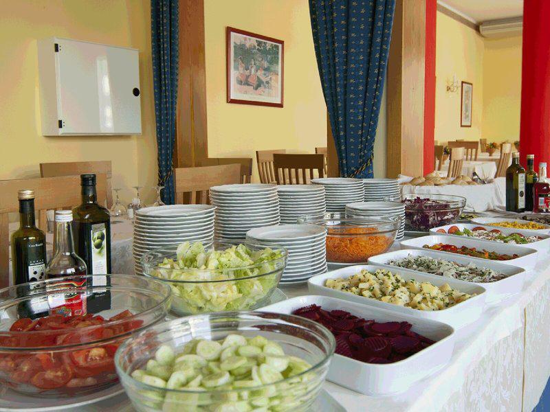 E4B0DD66A0342440F12321B69675CC64