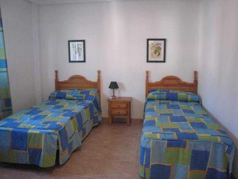 7E52EE32F8648BD7327E1CA889AA5683