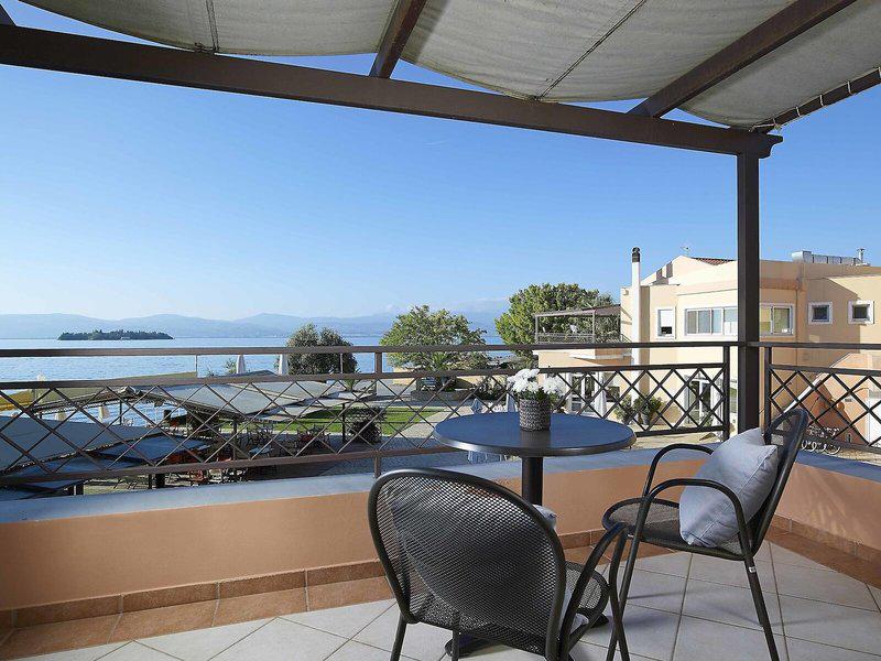 DB4DEE447F1C910B86860827902AA3E4