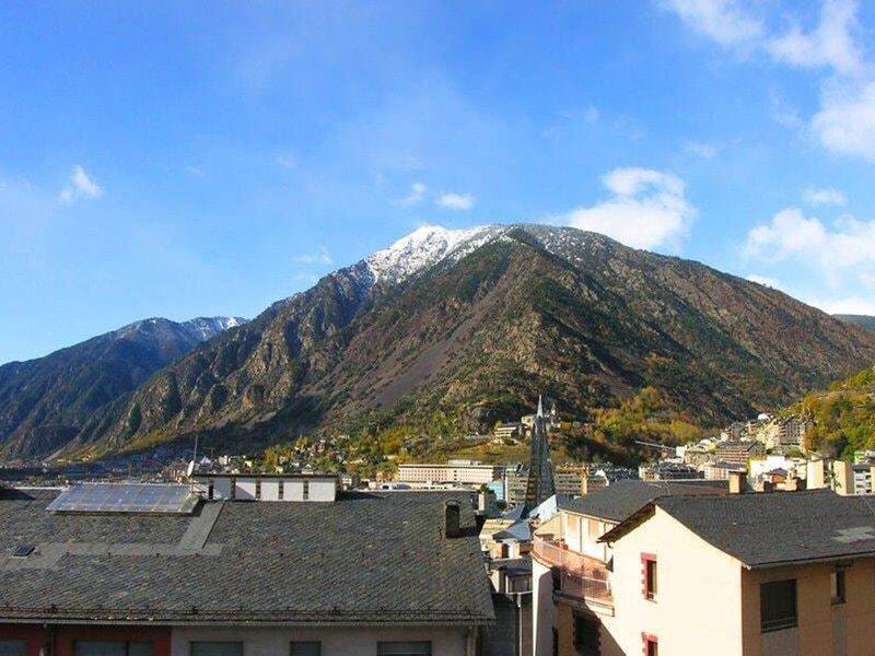 72EA5E4CCA23715DA58F080212AFFB4C