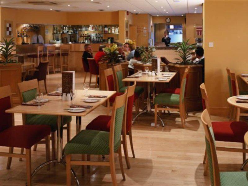 CE96DE216959A266E2FB502D4064438F