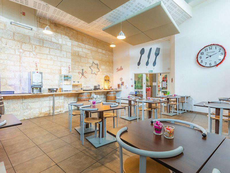 4516E35BB0D3F5E4001816F3E8995B05