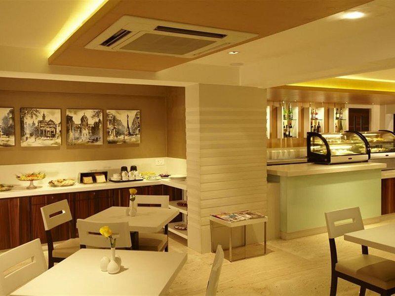 43FDE9276AAE9B8010DEED7555D15897