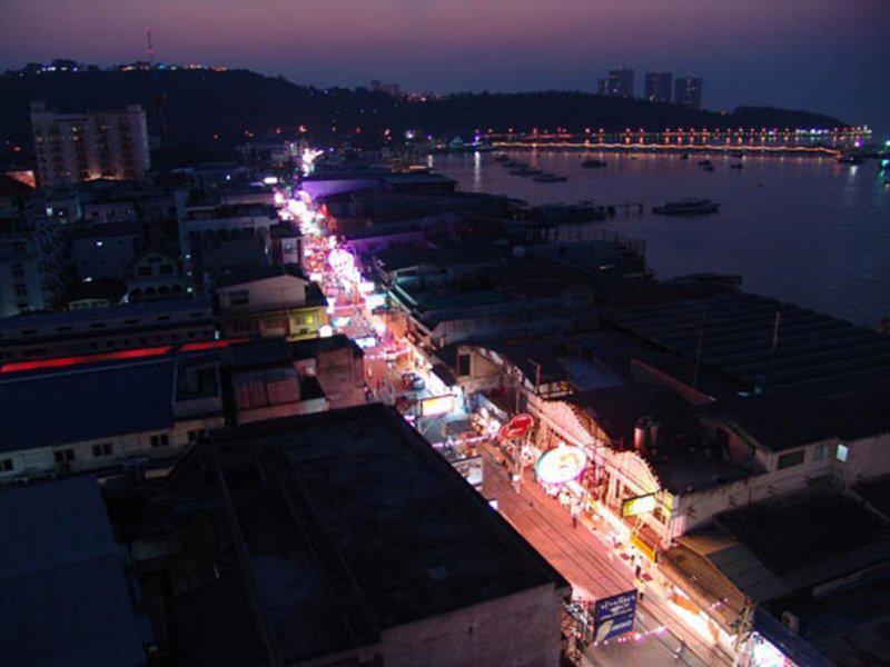 F7FBE0AA738B0712C9B8842E7E260827