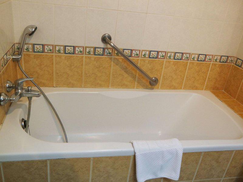 D30C588FBAF2D8D953355953CD77D106