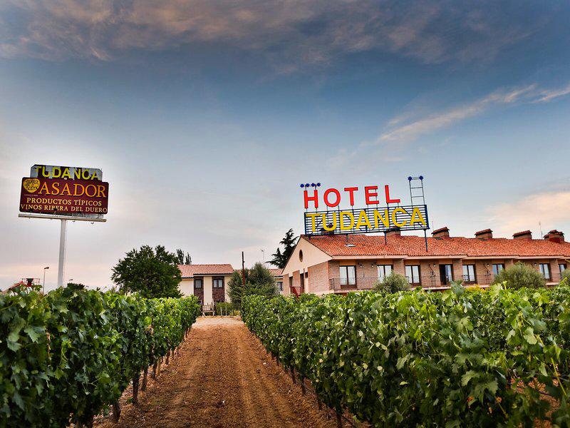 CC9B79783CC4055CE5A057E8D17E3E09