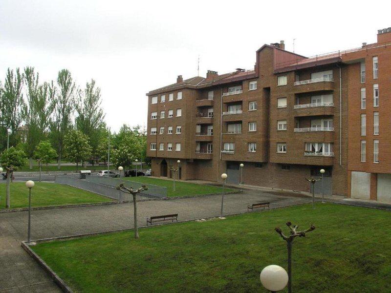 9306D6716A329BB3767908664B060AF4