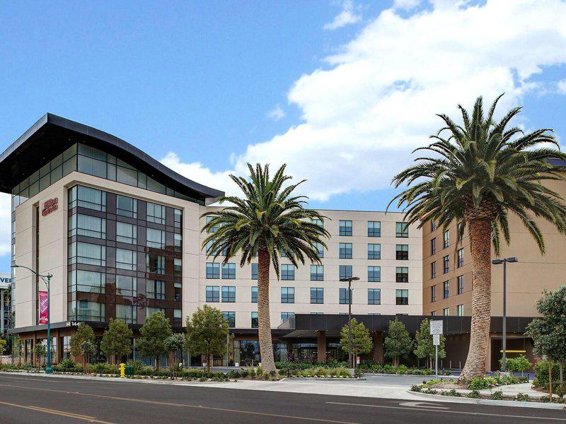 733F7A90F7BBB13686EFF2E990017CBB