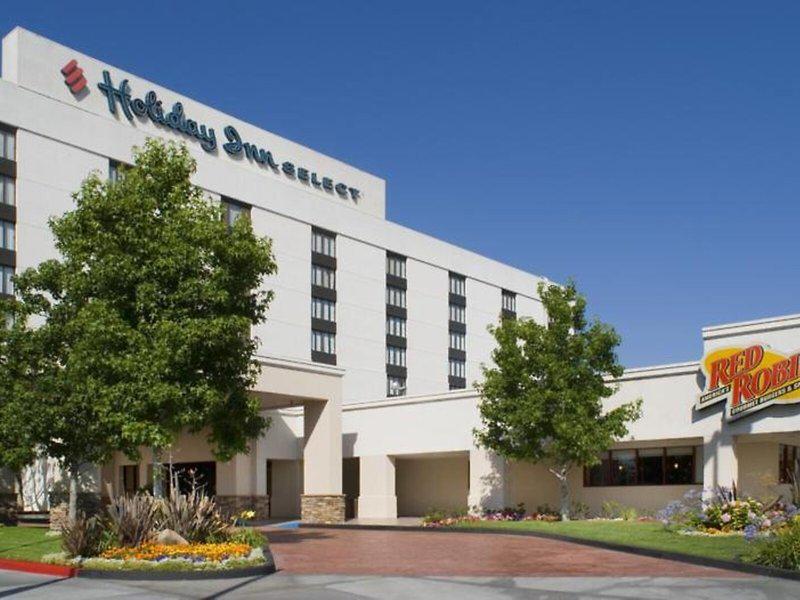 CCF83384CBFC57C9CCBE529E30F0F96F