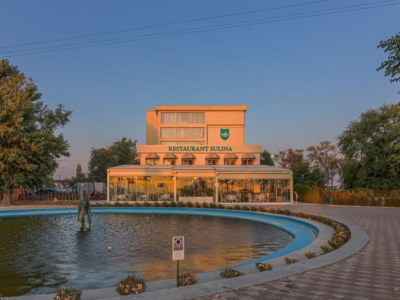 5B537ADFC500ADF5A69DA3C96EB8F2B4