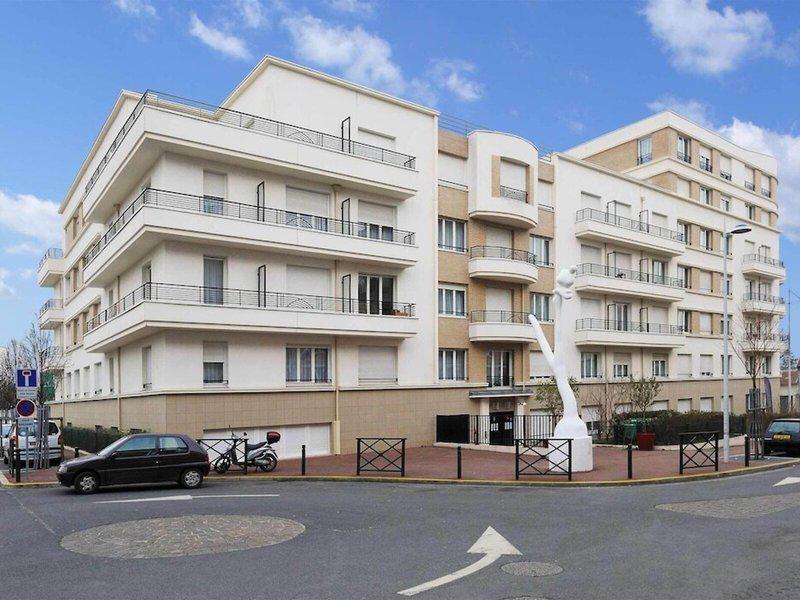 DD88A4A6B2F48271308455CED5E6CCE9